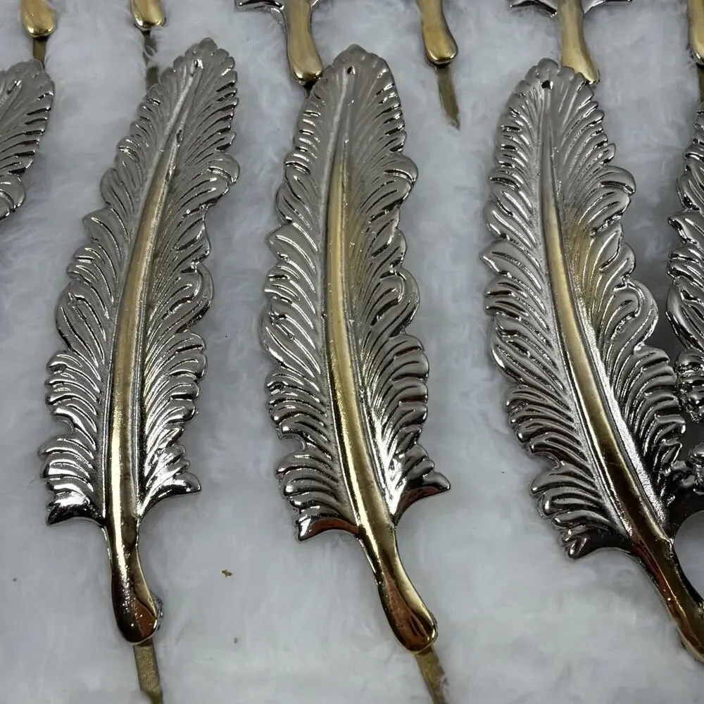 Metal Silver / Gold Feather Hat Pin - Western Style – Inspired Look